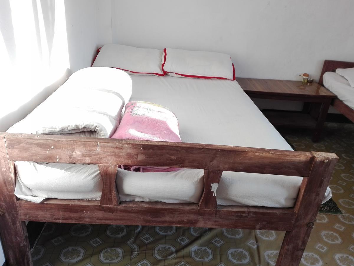 Kayastha Restaurant & Lodge Bandipur Buitenkant foto