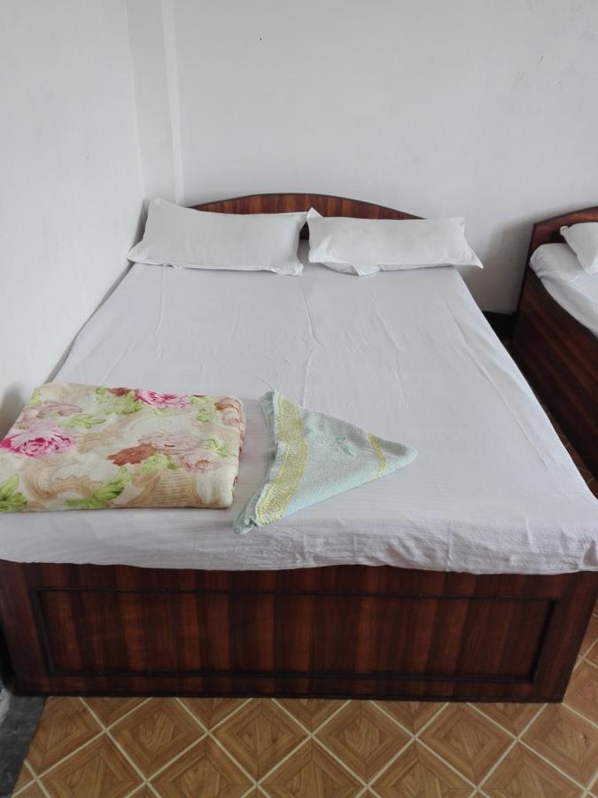 Kayastha Restaurant & Lodge Bandipur Buitenkant foto