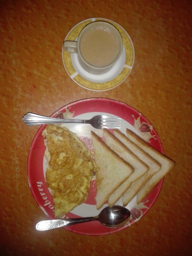 Kayastha Restaurant & Lodge Bandipur Buitenkant foto